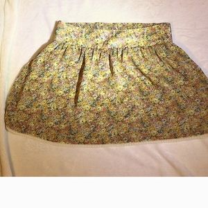 Charolette Russe Floral Print mini skirt
